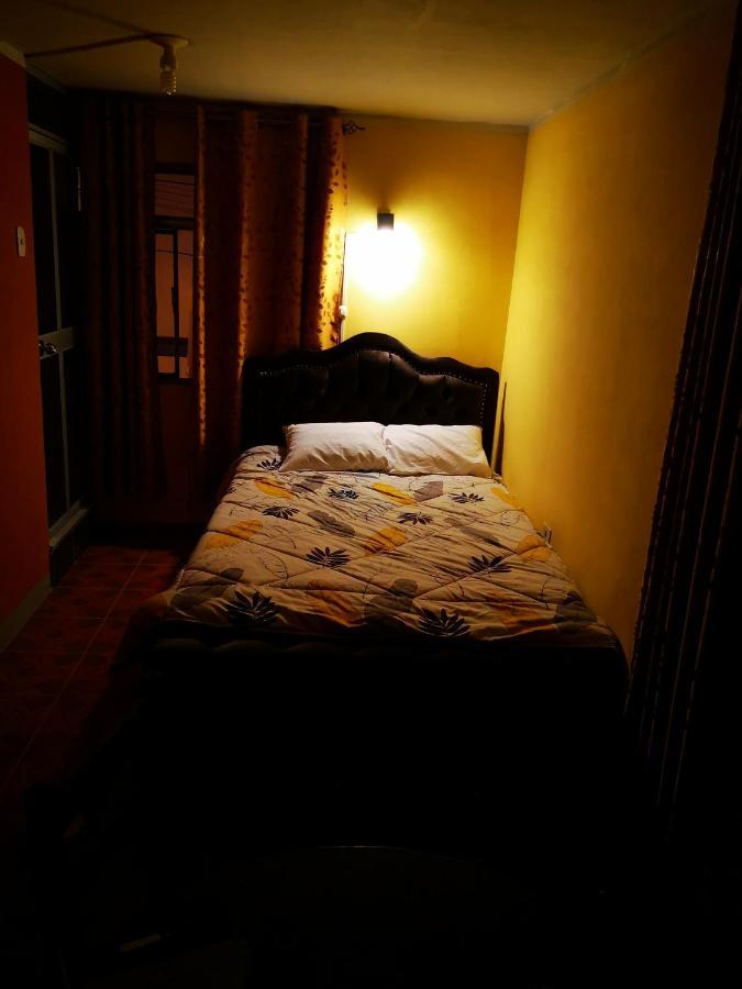 Hostel Las Gardenias Ayacucho Bagian luar foto